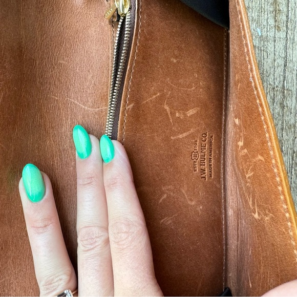 J.W. Hulme leather wallet crossbody purse - Picture 7 of 9